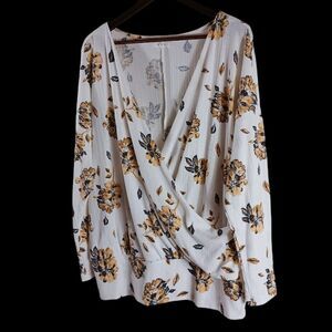 Maurices Floral Surplice Sz 0 Top Draped Lightweight Blouse Cottagecore Casual